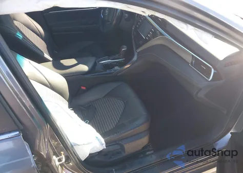 2018 Toyota Camry Se из США, поврежденный, VIN 4T1B11HKXJU607210